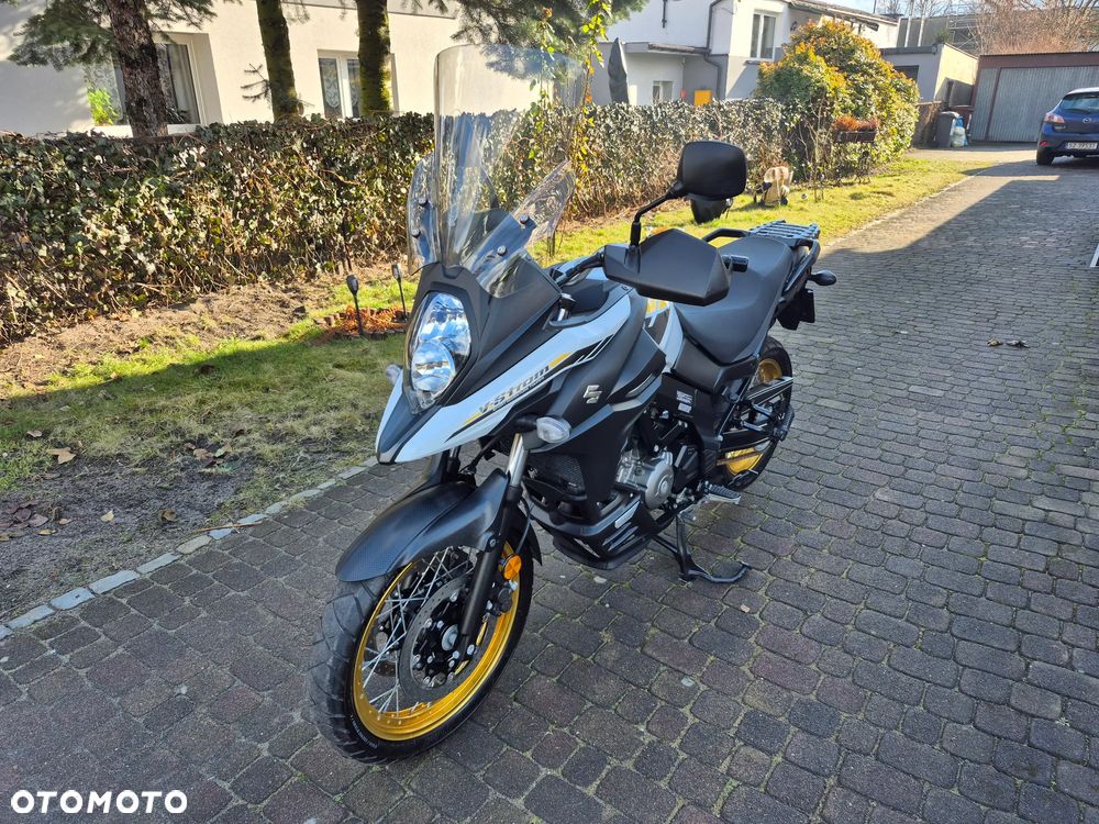 Suzuki V-STROM - 2