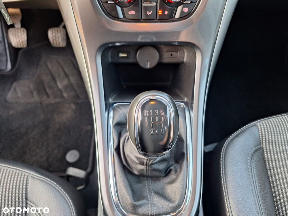 Opel Astra 1.4 Turbo Active - 21