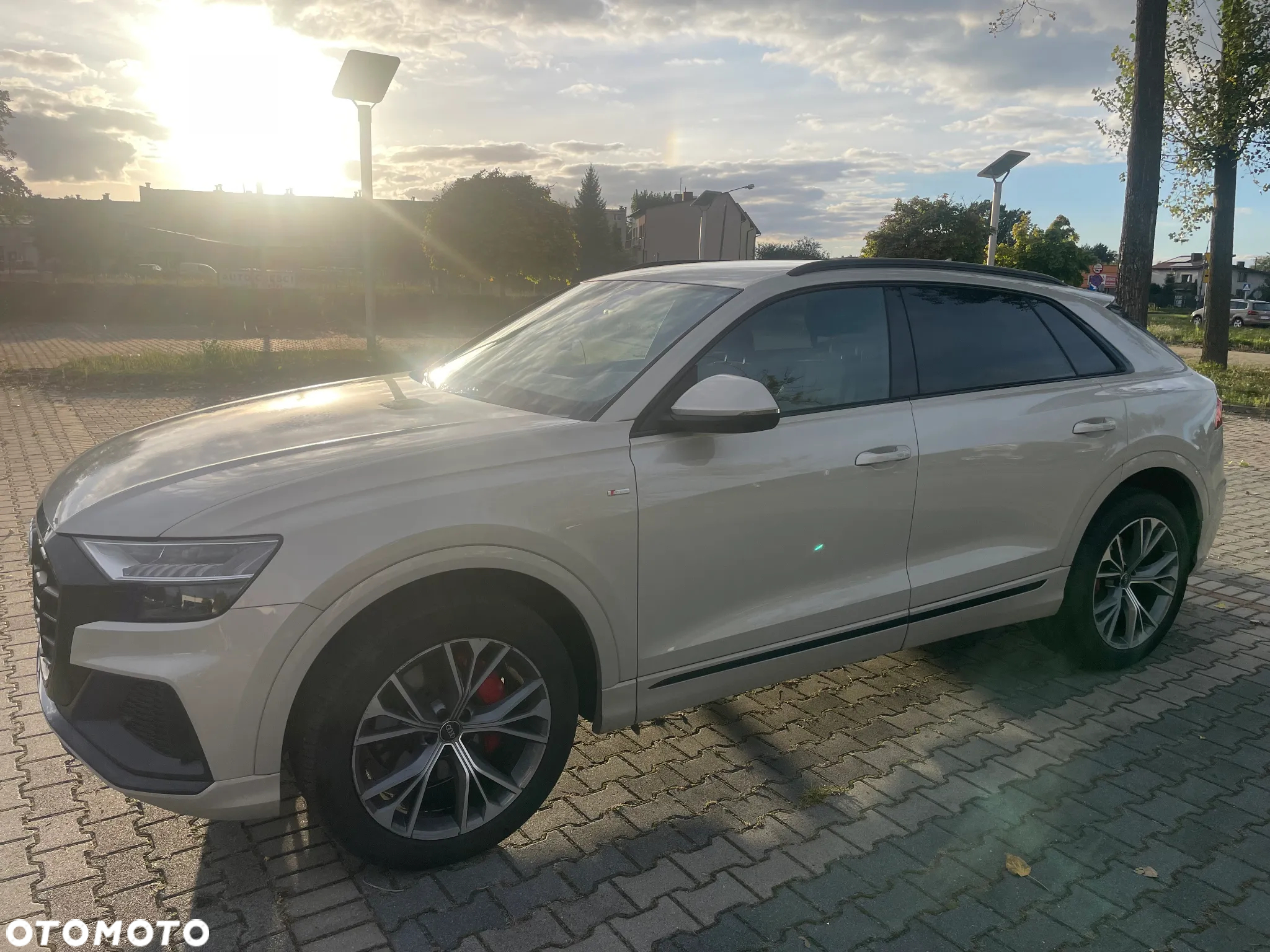 Audi Q8 - 9
