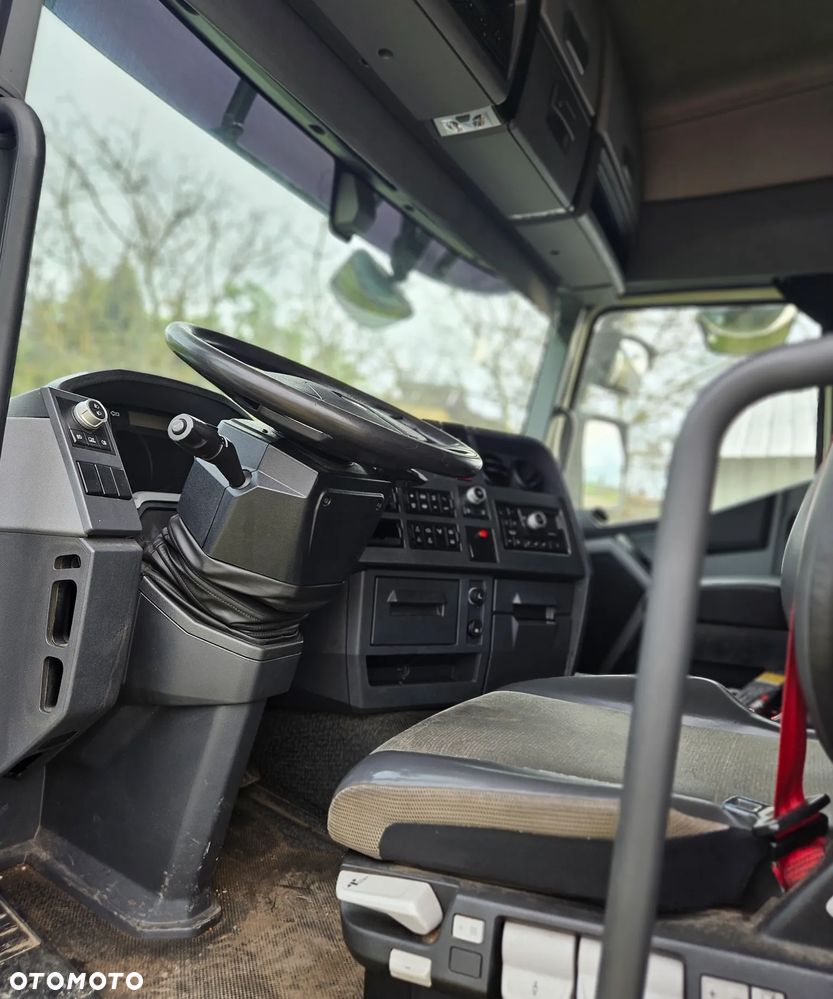 Renault T440 - 18