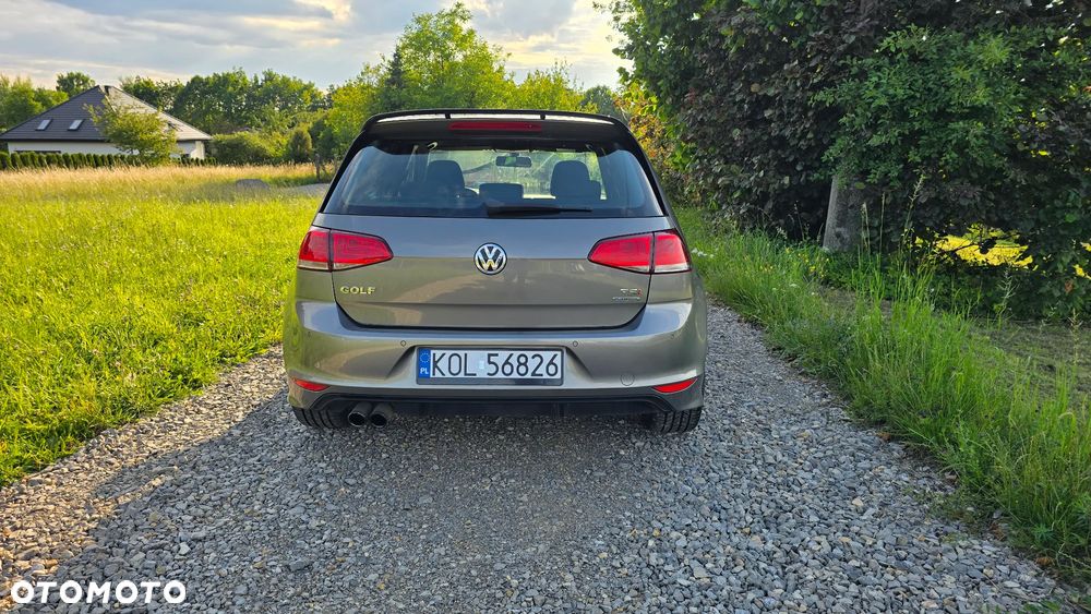 Volkswagen Golf 1.4 TSI BMT Highline - 4