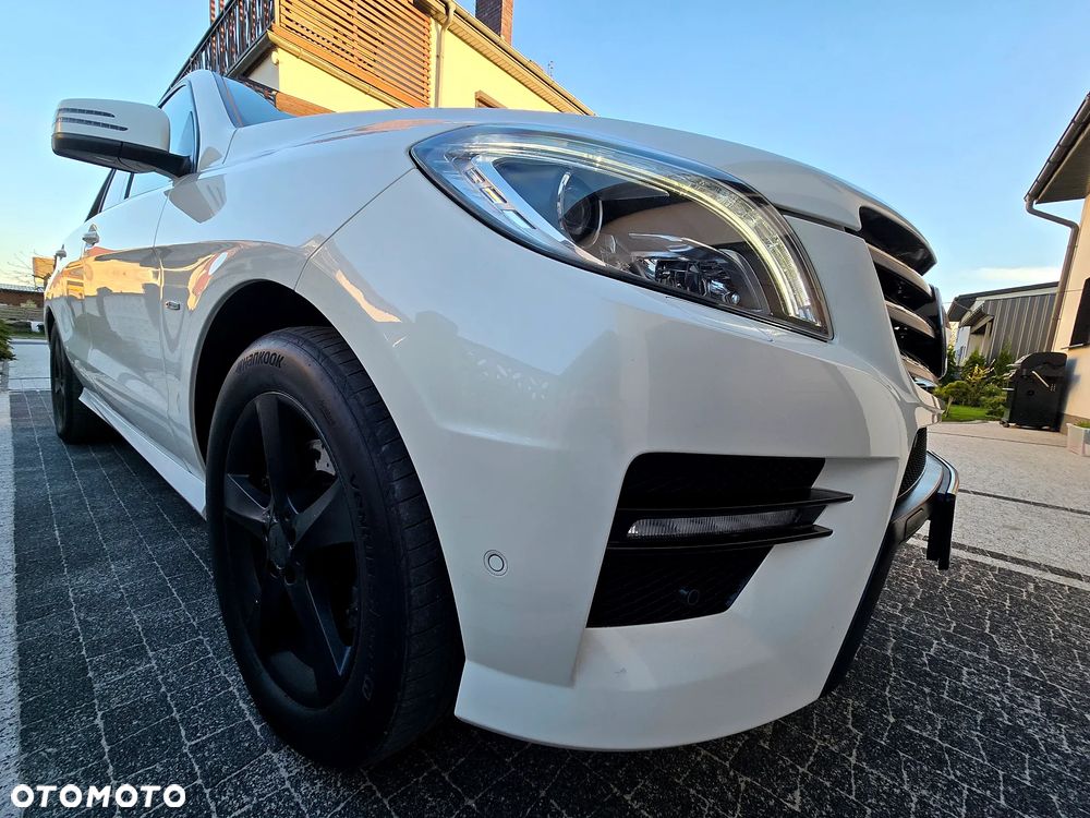 Mercedes-Benz ML 350 BlueTEC 4MATIC 7G-TRONIC - 34