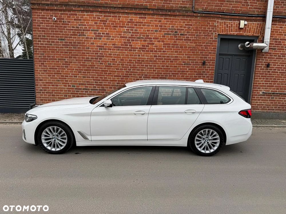 BMW Seria 5 520i GPF Luxury Line sport - 6