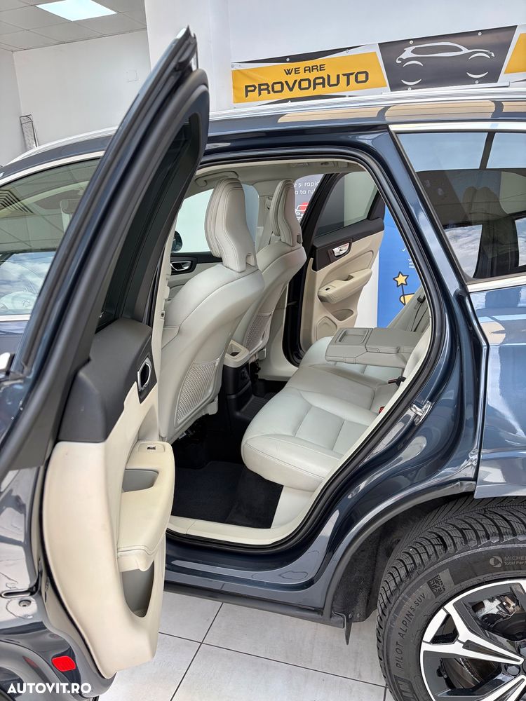Volvo XC 60 Recharge T6 Twin Engine eAWD Inscription Expression - 16
