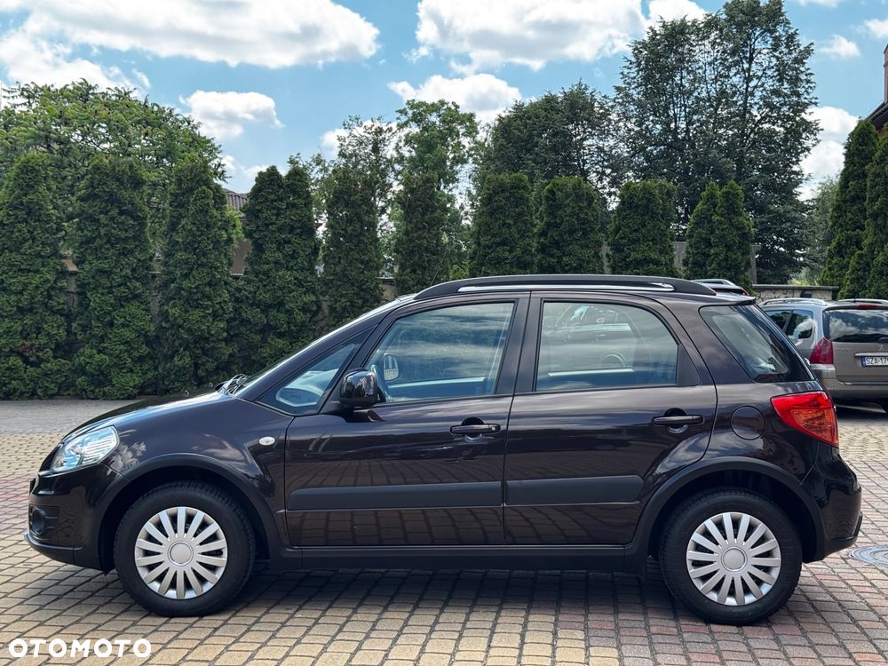 Suzuki SX4 1.6 Premium - 29