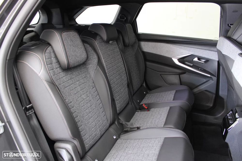Peugeot 5008 1.2 PureTech Allure EAT8 - 11