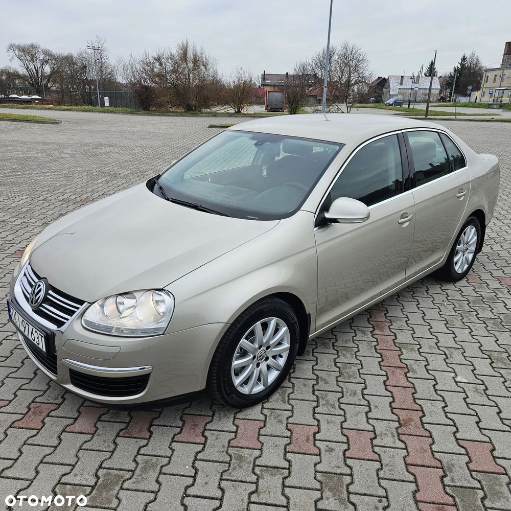 Volkswagen Jetta 1.9 TDI United - 13