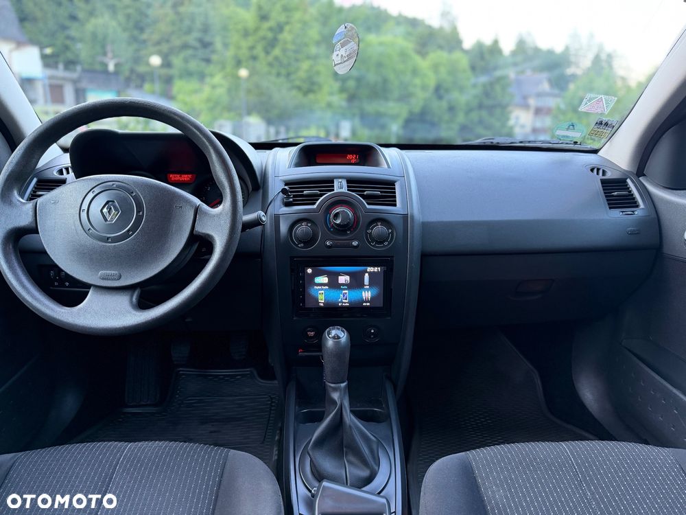 Renault Megane 1.6 Confort Expression - 9
