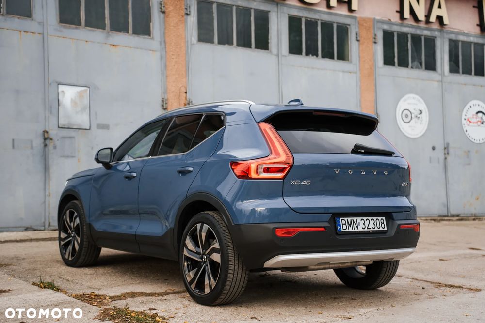 Volvo XC 40 B5 AWD Ultimate Bright - 19