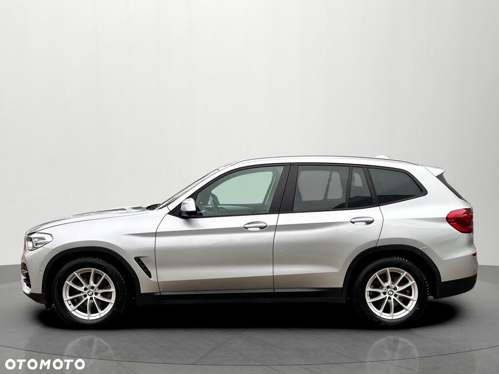 BMW X3 xDrive20i GPF Advantage - 2