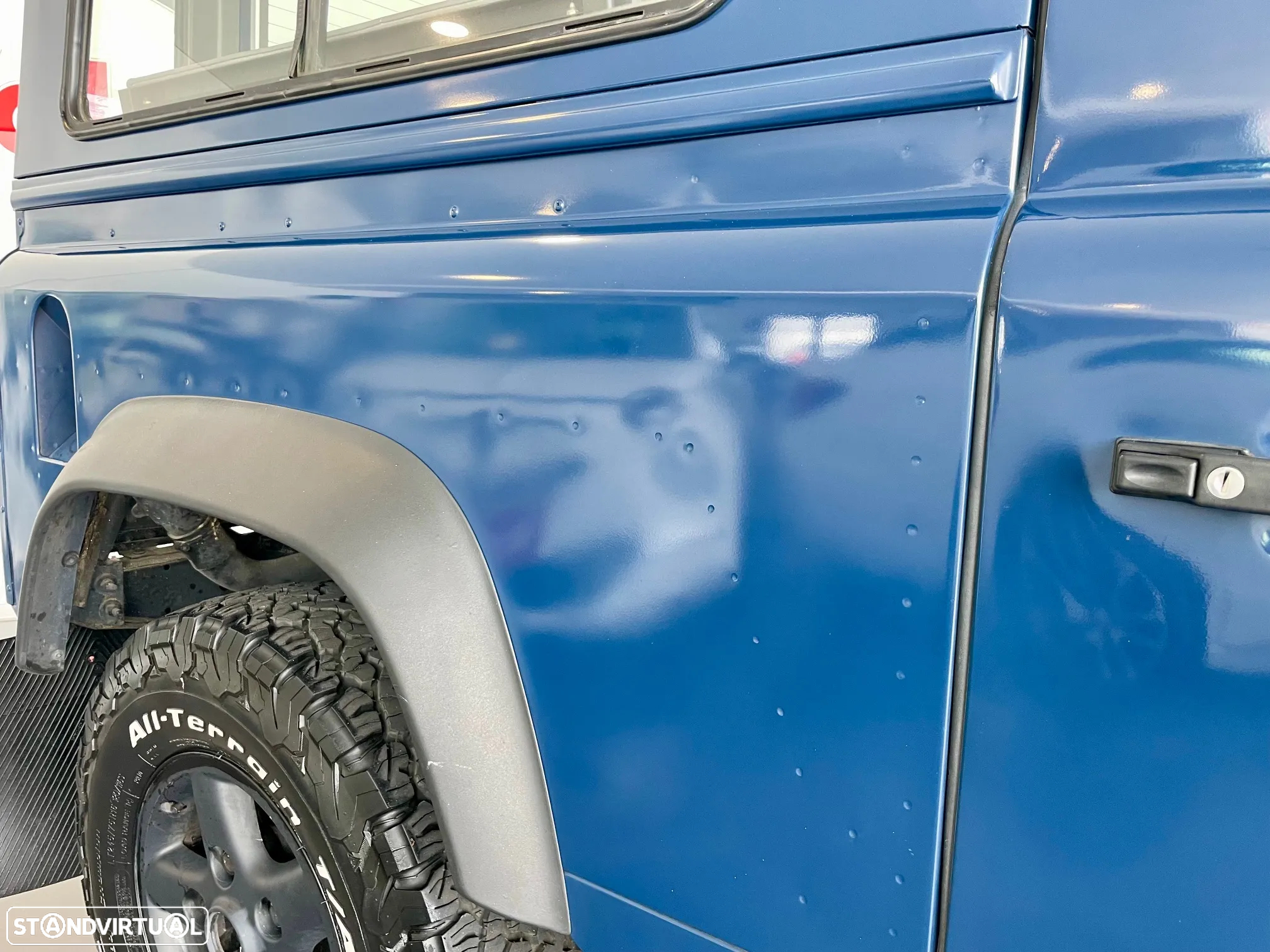 Land Rover Defender 90 2.5 TD5 Metal Top - 18