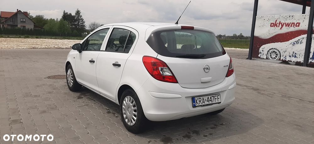Opel Corsa - 11