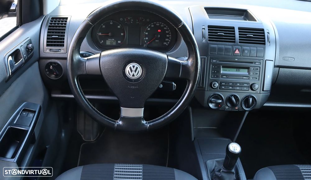 VW Polo 1.4 TDi Confortline - 16