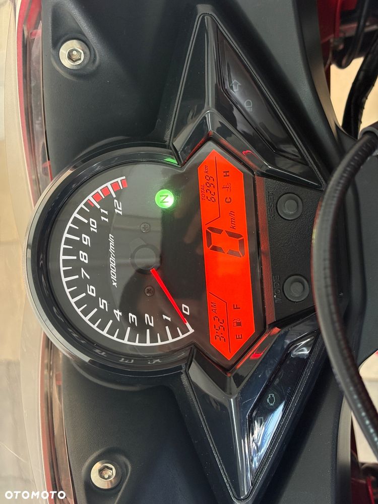 Honda CBR - 15