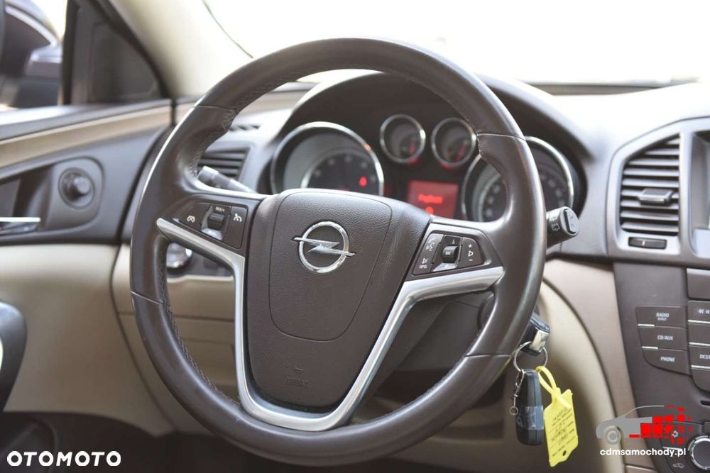 Opel Insignia - 24