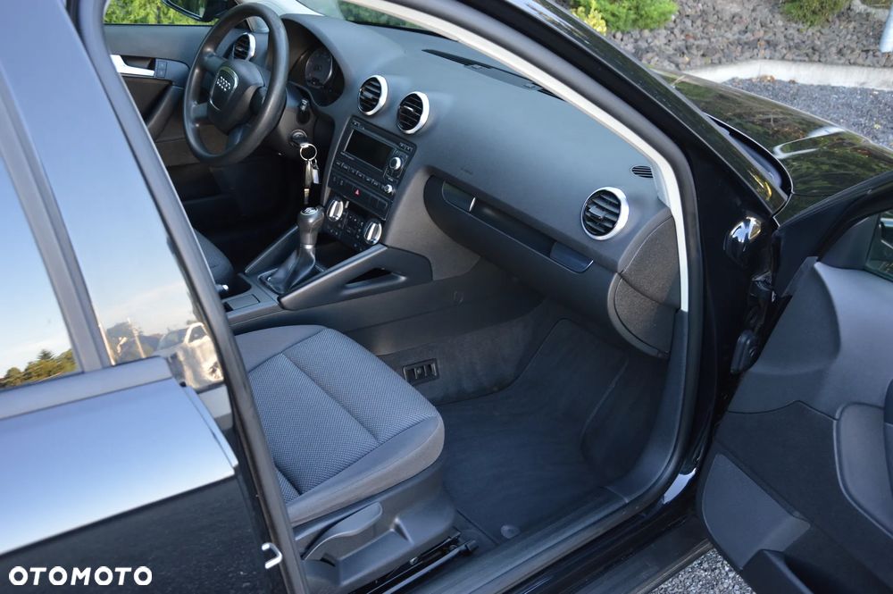 Audi A3 Sportback - 24