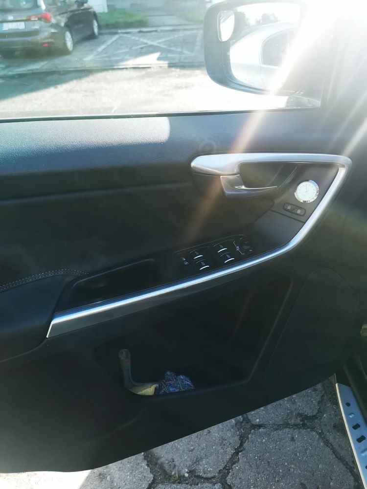 Volvo XC 60 - 13