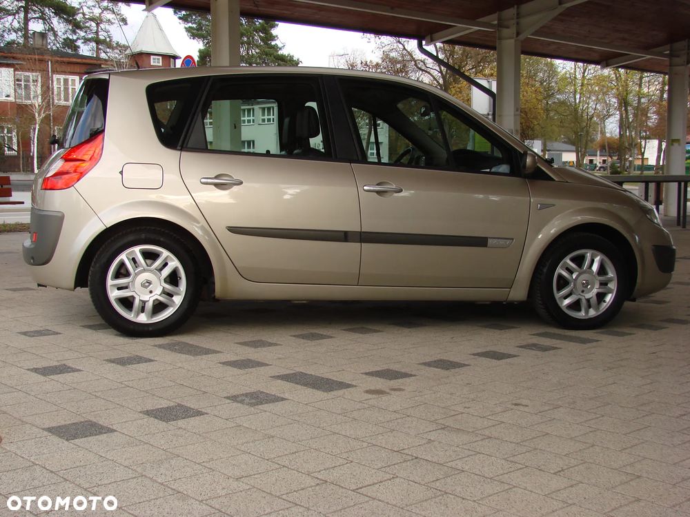 Renault Scenic - 6