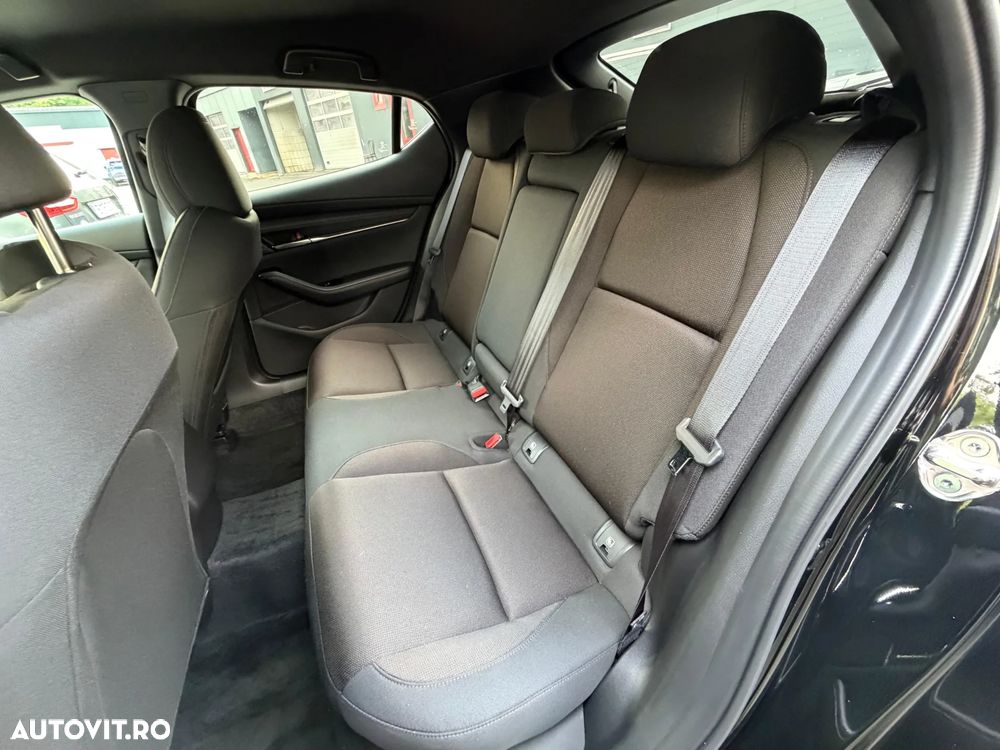 Mazda 3 e-Skyactiv X186 AT MHEV Center-Line - 9