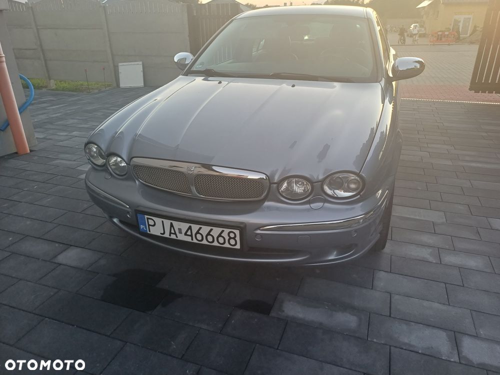 Jaguar X-Type - 1