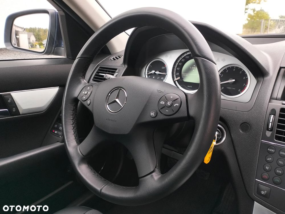 Mercedes-Benz Klasa C 200 Kompressor Avantgarde - 35