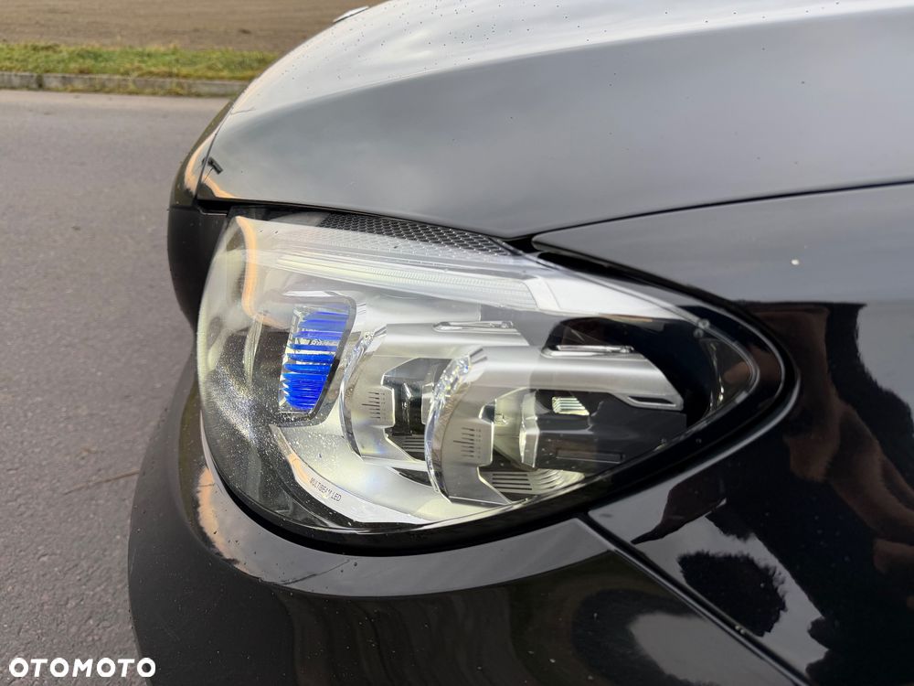 Mercedes-Benz Klasa C 220 d 4Matic 9G-TRONIC AMG Line - 10