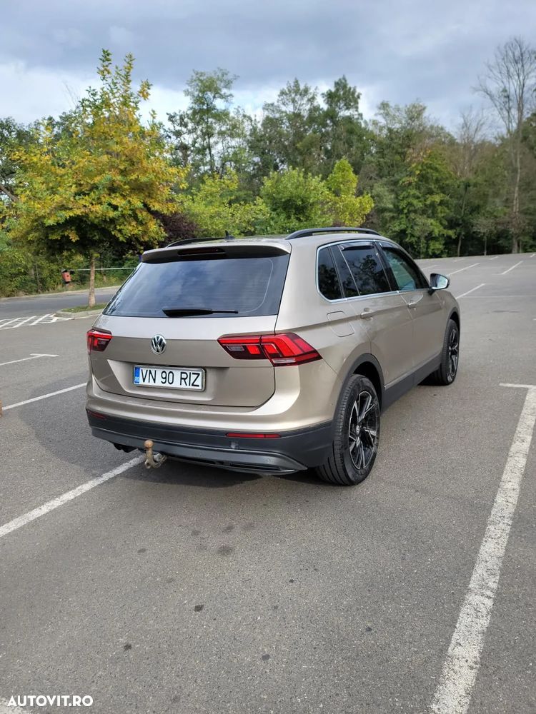 Volkswagen Tiguan 2.0 TDI 4Mot DSG Highline - 2
