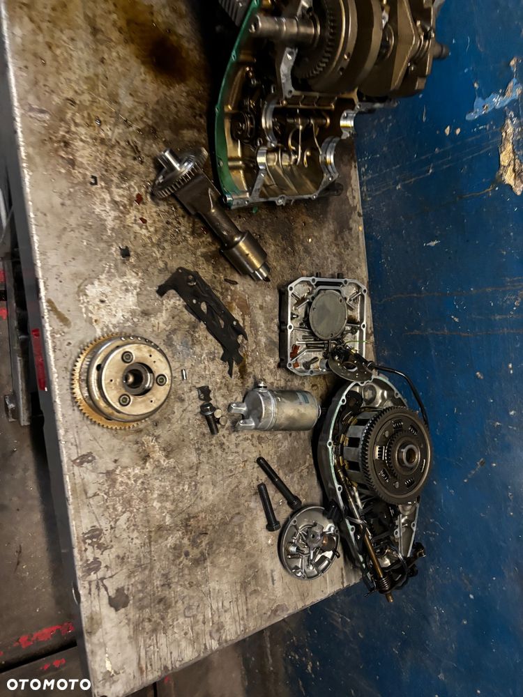 Suzuki GS - 17