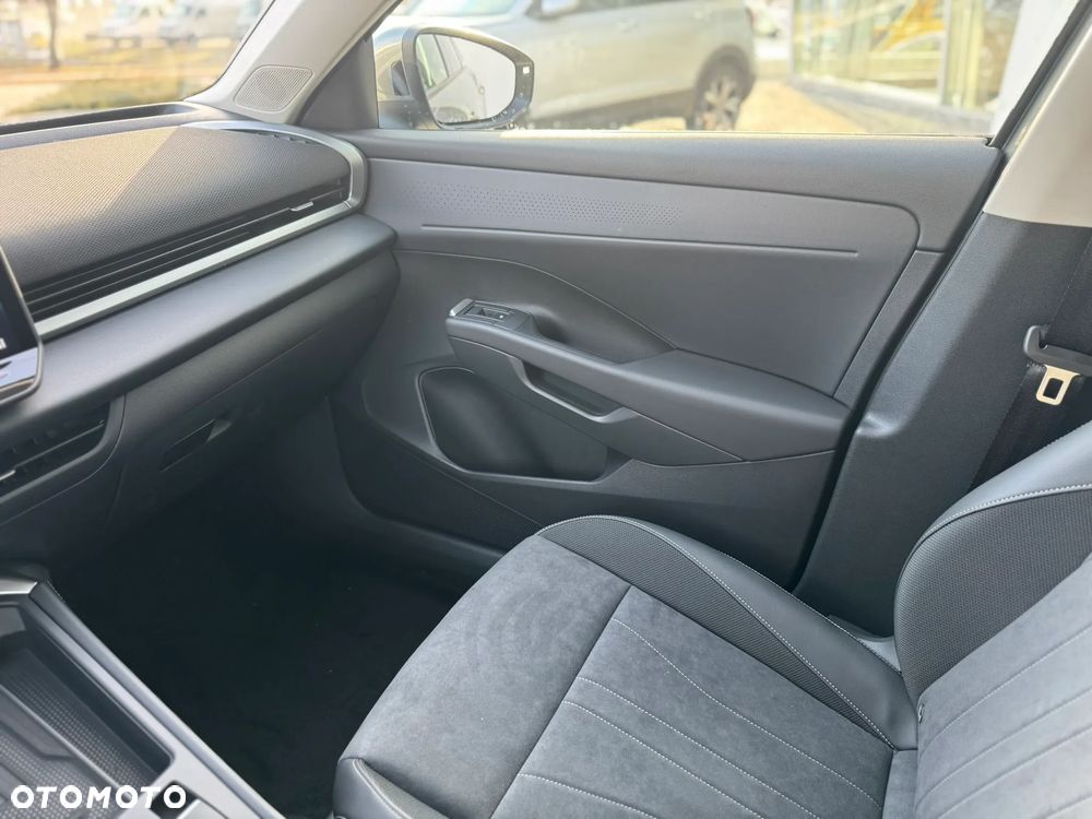 Volkswagen T-Roc 1.5 TSI HEV Style - 20