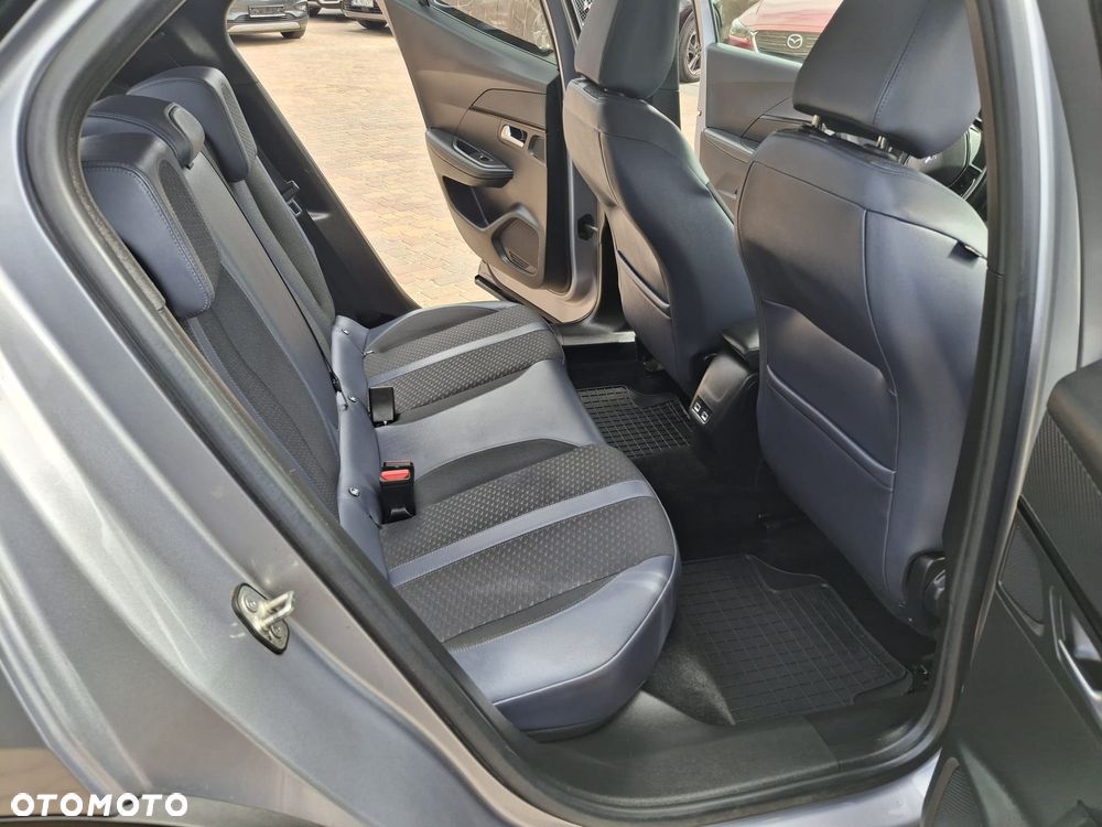 Peugeot 2008 1.2 PureTech Allure Pack S&S - 19