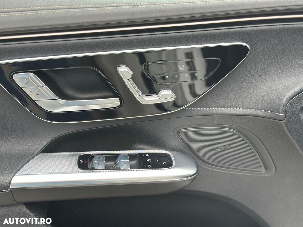 Mercedes-Benz EQE 350+ - 12