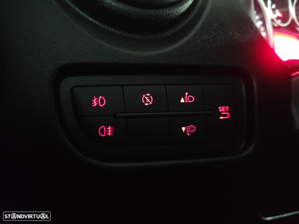 Alfa Romeo MiTo 1.3 JTD Distinctive S&S - 21