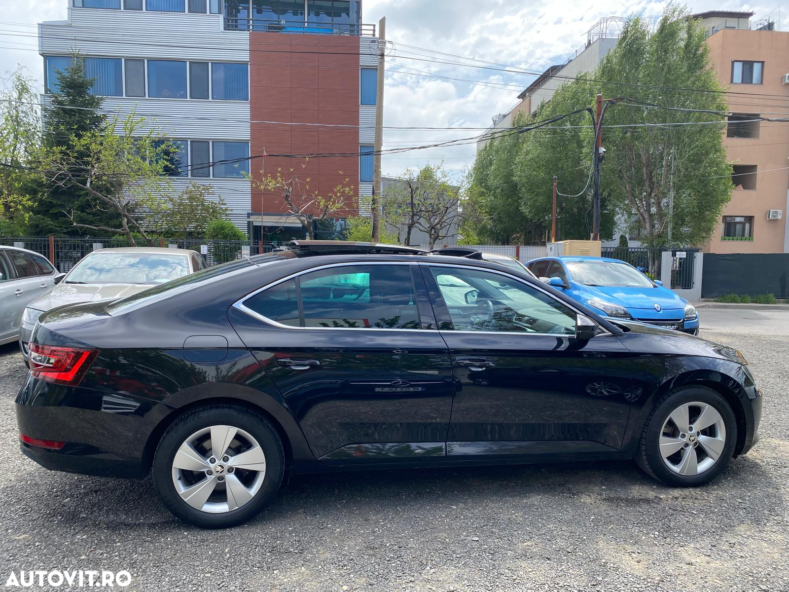Skoda Superb 1.4 TSI ACT DSG Ambition - 11