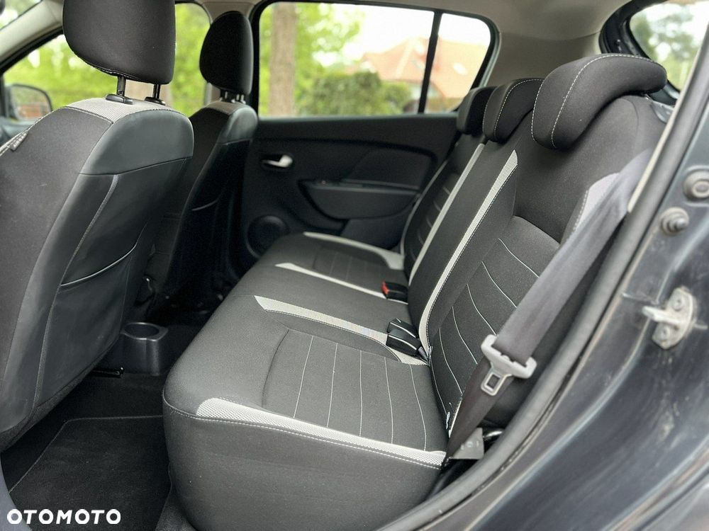 Dacia Sandero Stepway TCe 90 (S&S) Celebration - 12