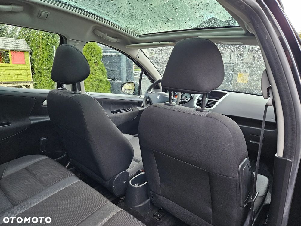 Peugeot 207 110 HDi FAP (Blue Lion) Tendance - 11