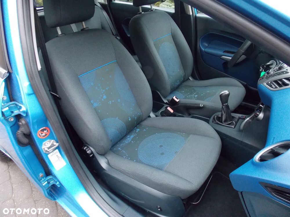 Ford Fiesta 1.4 Champions Edition - 14