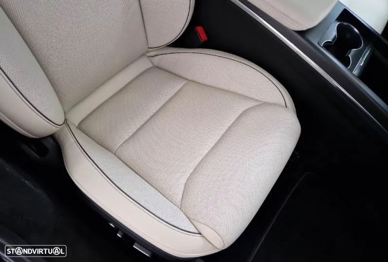 Tesla Model S Plaid - 11