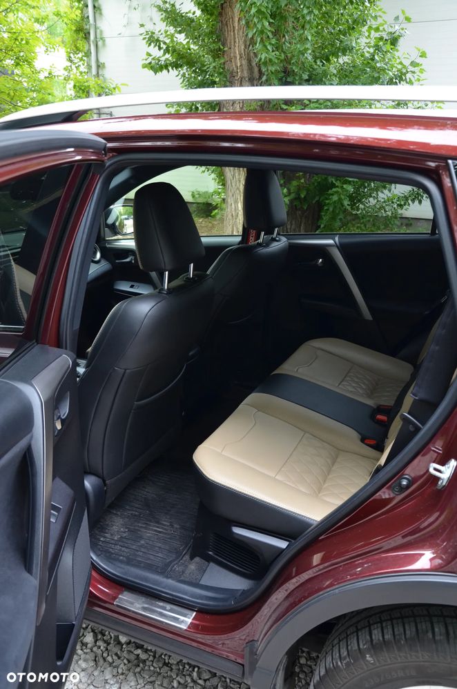 Toyota RAV4 Hybrid Prestige 4x2 - 19