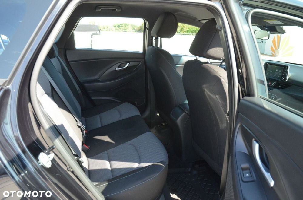 Hyundai i30 1.4 Comfort - 26