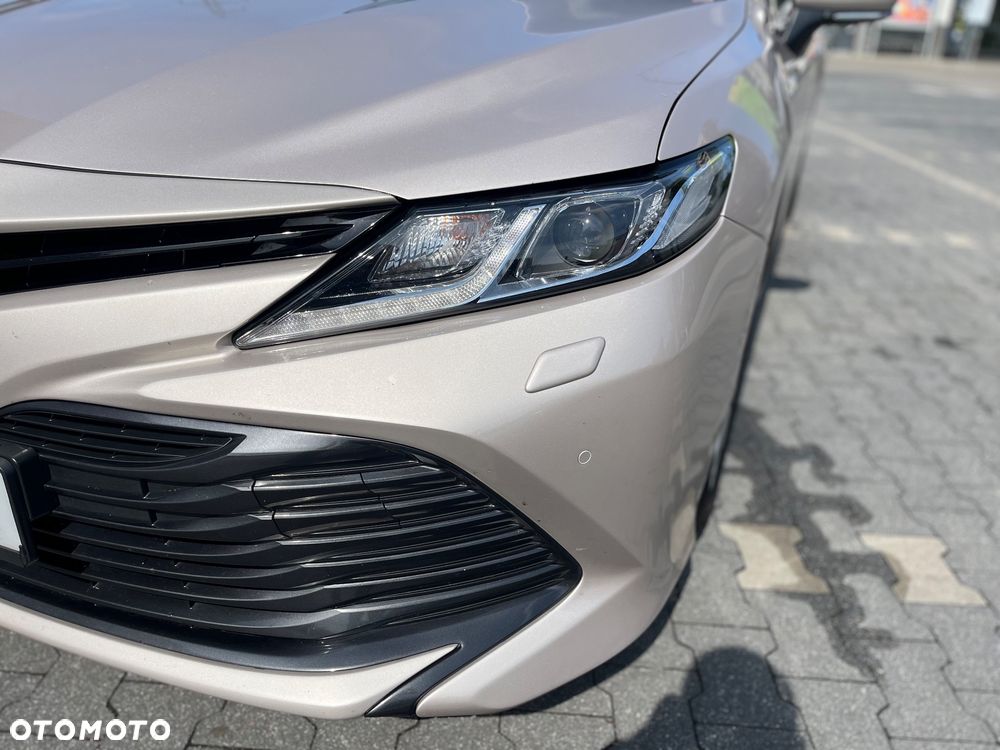 Toyota Camry 2.5 Hybrid Comfort CVT - 13