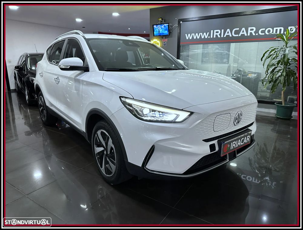 MG ZS Standard Luxury - 1