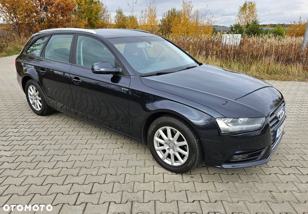 Audi A4 Avant 2.0 TDI Multitronic - 9