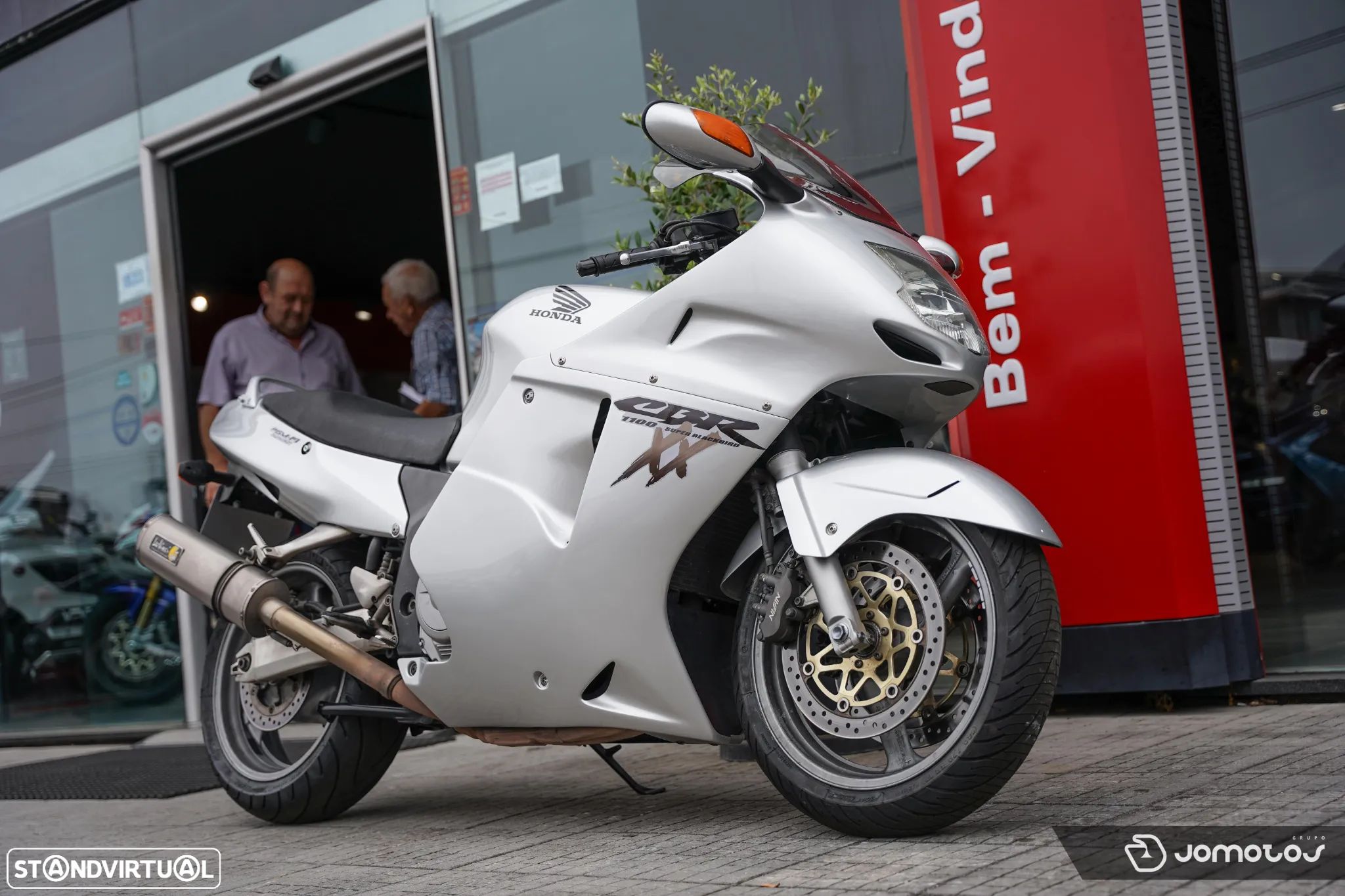Honda CBR 1100 XX - 1