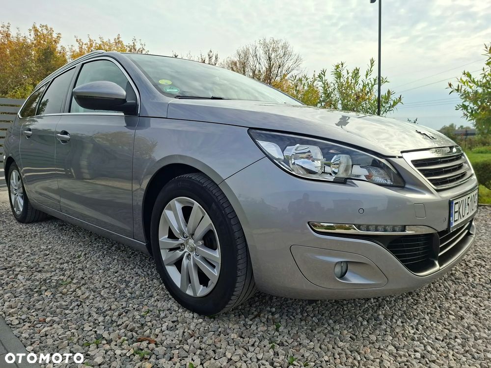 Peugeot 308 - 4