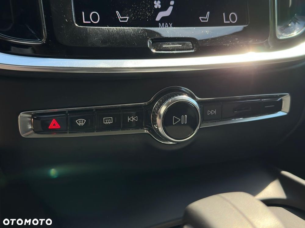 Volvo V60 B4 D Inscription - 21
