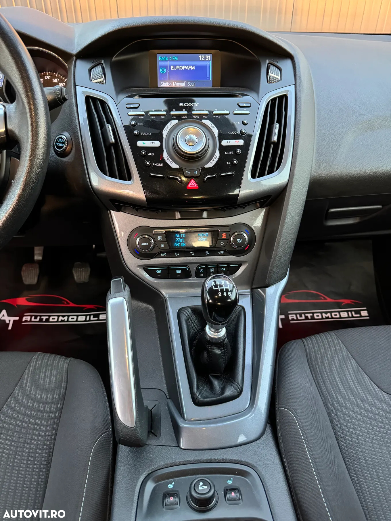 Ford Focus 1.6 EcoBoost Start-Stopp-System Titanium - 9