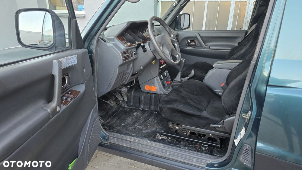 Mitsubishi Pajero 2.5 TD Classic - 9