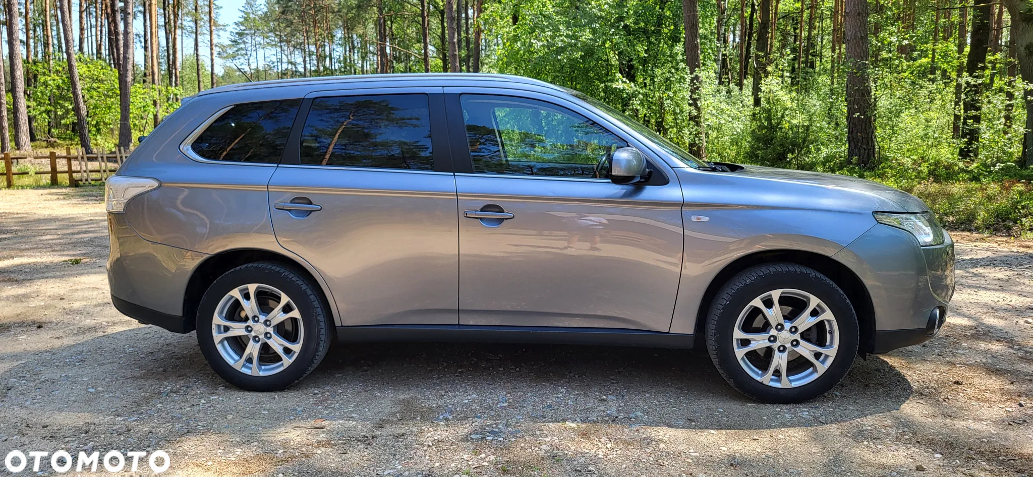 Mitsubishi Outlander - 3