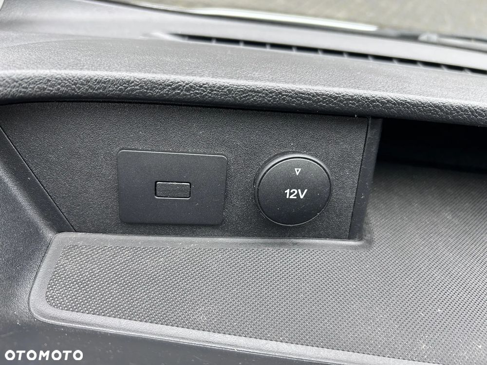 Ford TRANSIT CUSTOM - 16