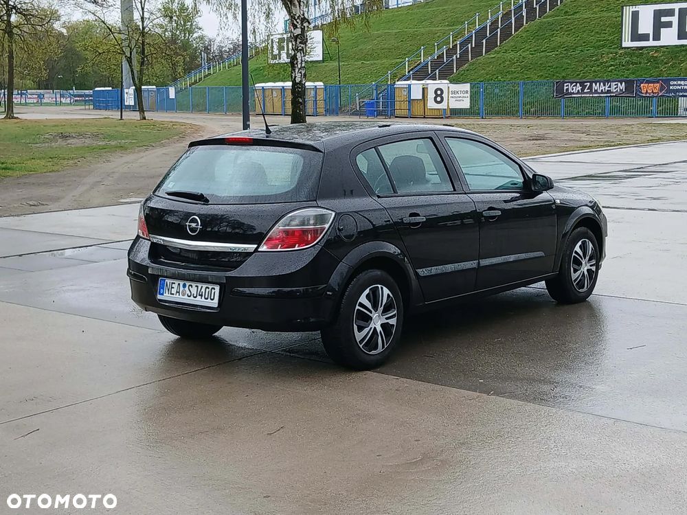 Opel Astra 1.4 - 6